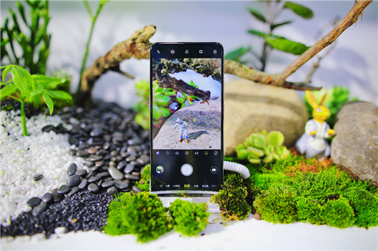 vivo參加中國聯(lián)通全球產(chǎn)業(yè)鏈合作伙伴大會