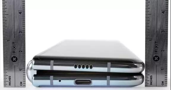 三星折疊手機(jī)Galaxy Fold深度拆解