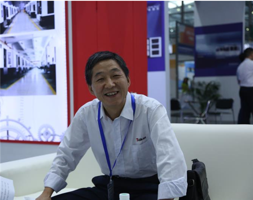 智能裝備廠商著手比“內功”創(chuàng)世紀兩手抓內需