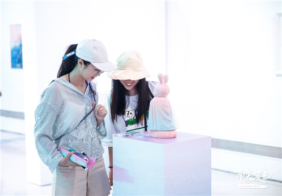 科技與藝術(shù)交融之美 vivo X27印象夏日藝術(shù)展完美收官