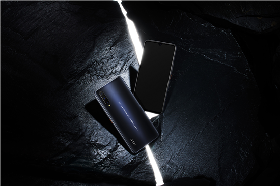 性能旗艦標配UFS 3.0 iQOO Pro寫入速度提升110%