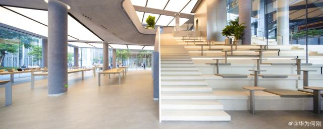 華為首家全球旗艦店在深圳萬(wàn)象天地正式開業(yè)