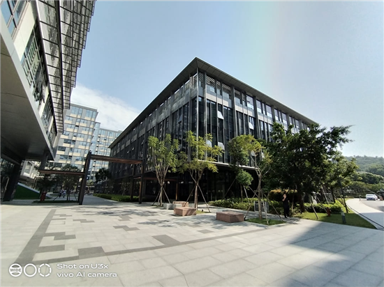 續(xù)航大升級(jí)，vivo U3x綜合評(píng)測(cè)：全新體驗(yàn)，大U可為