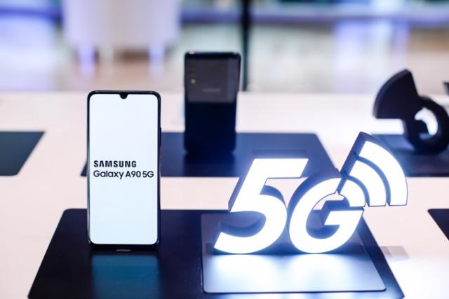 三星中端5G新機Galaxy A90發(fā)布 售價4499元