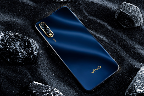 全新vivo Z5極速幻影10月21日開啟預(yù)售，1498元起