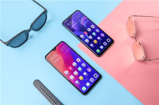 讓美更深邃！閃充強續(xù)航vivo Y3 4GB+64GB版新配色正式開售