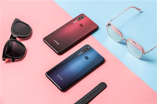 讓美更深邃！閃充強續(xù)航vivo Y3 4GB+64GB版新配色正式開售