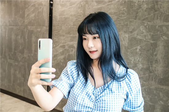 拍照能手vivo U3，實(shí)力詮釋千元優(yōu)品的潮流顏值