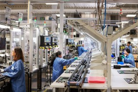 特朗普將與庫(kù)克一起參觀美國(guó)德州蘋(píng)果工廠