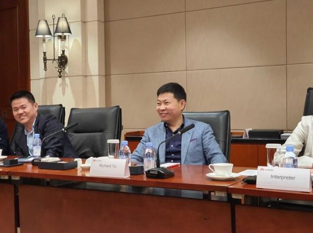 余承東:華為P40/Pro明年3月巴黎發(fā)布