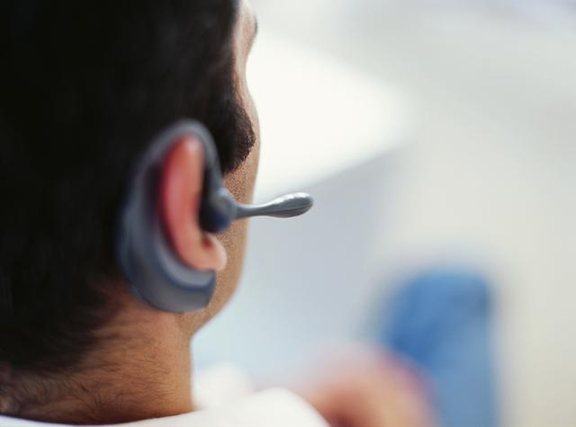 實(shí)探深圳華強(qiáng)北:一場(chǎng)白牌TWS耳機(jī)的狂歡