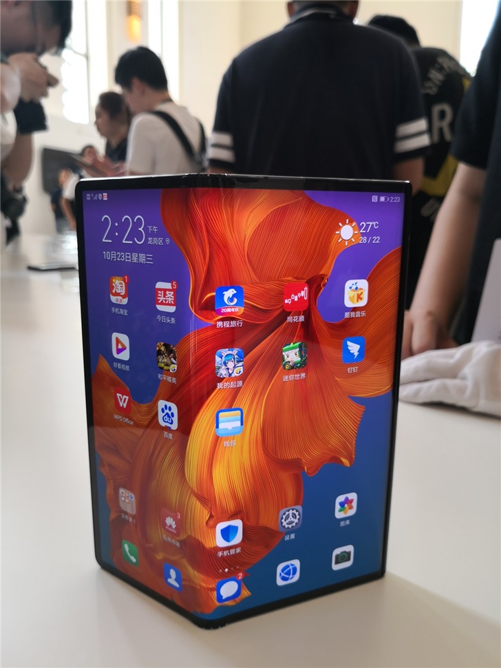 供應(yīng)鏈稱華為將于明年下半年推出二代可折疊屏手機