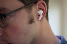 類似于iPad占平板市場(chǎng)龍頭地位 蘋(píng)果憑借AirPods占耳機(jī)市場(chǎng)主導(dǎo)地位