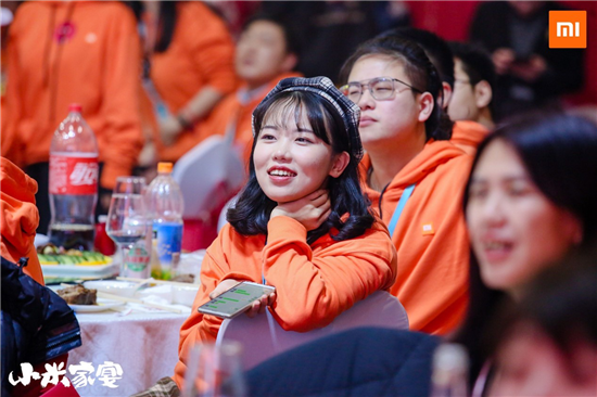 小米家宴暖意開餐 雷軍送上雷氏私房菜“清河三里屯”