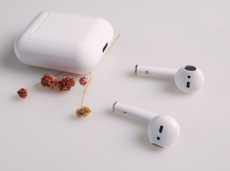 TWS耳機(jī)會(huì)不會(huì)成為手機(jī)的標(biāo)配?