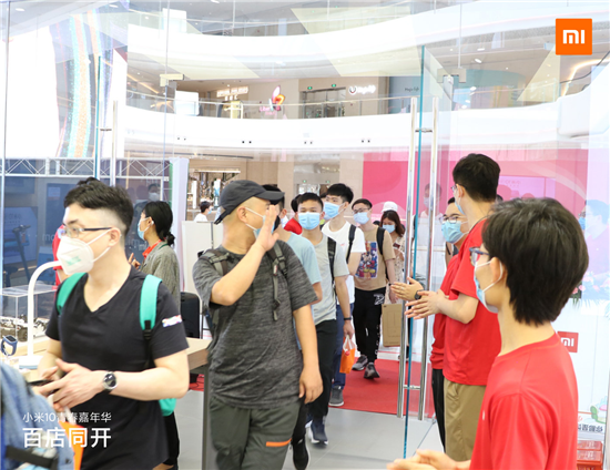 五一小長假喜迎消費復蘇，360萬客流光顧小米之家