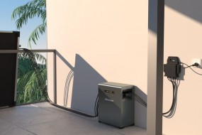 近百家經(jīng)銷商現(xiàn)場(chǎng)對(duì)接，2024歐洲微逆&微儲(chǔ)一體機(jī)趨勢(shì)峰會(huì)引領(lǐng)新能源浪潮