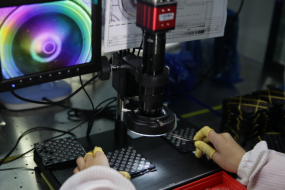 舜宇VS歐菲VS聯(lián)創(chuàng)，三家百億光學(xué)公司人效對(duì)比