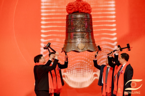 弘景光電深交所創(chuàng)業(yè)板敲鐘上市，首日大漲282%，市值過(guò)百億